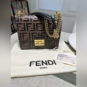 Fendi Maya Nero Leather Shoulder Bag
